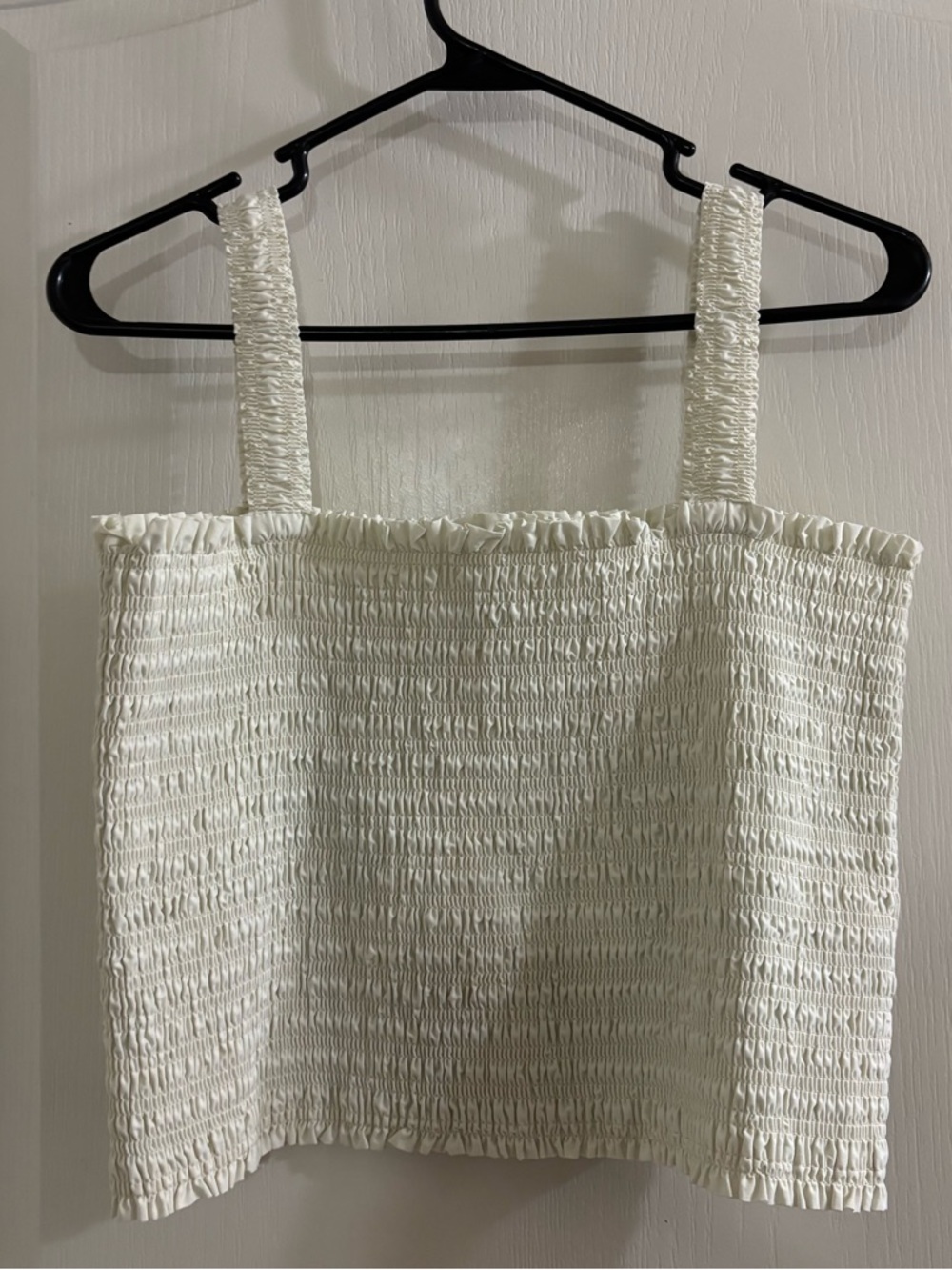 Ariat Cream Smocked Crop Top